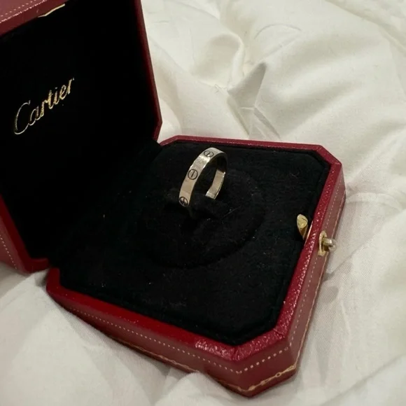 Cartier Thin Love Ring in White Gold - Picture 2 of 5
